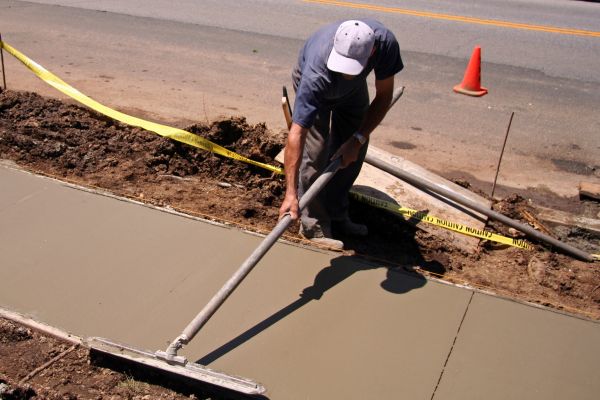 Sidewalk Cementing